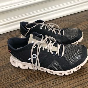 On running shoe - cloud x -black